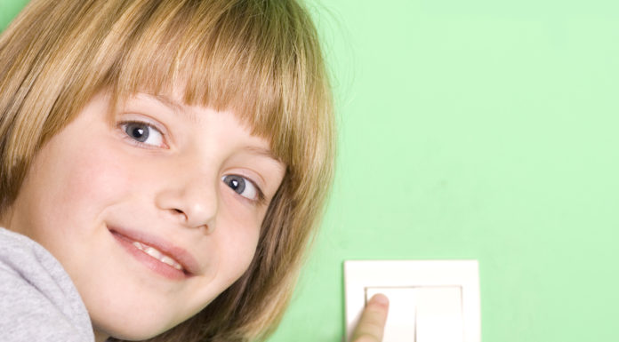 Niekonwencjonalnie, badawczo i krytycznie o energii